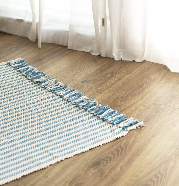 Broad-Stripes-Handwoven-Cotton-Rug-Blue-36-x-60-620x644