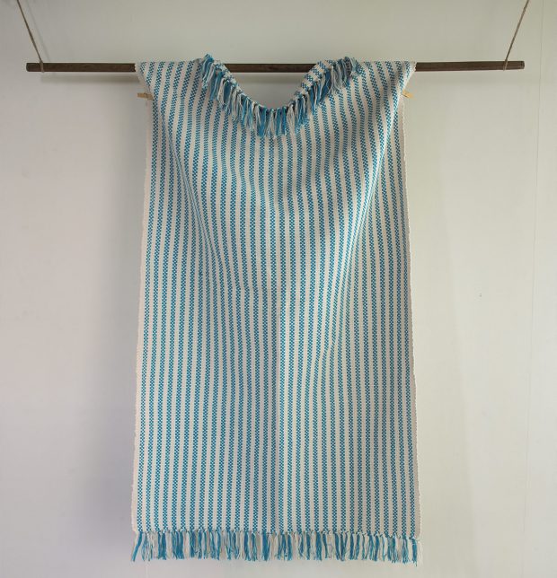 Broad-Stripes-Handwoven-Cotton-Rug-Blue-36-x-60_2-620x644