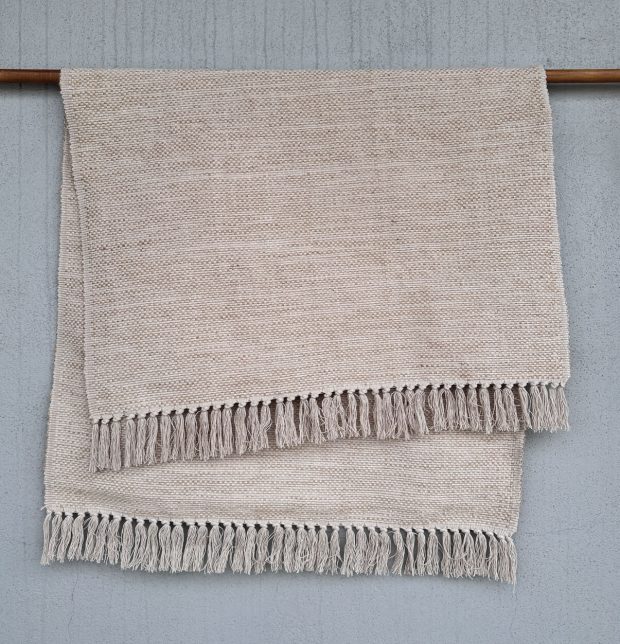 handwoven_cottonjute_rug_beige_2-620x644